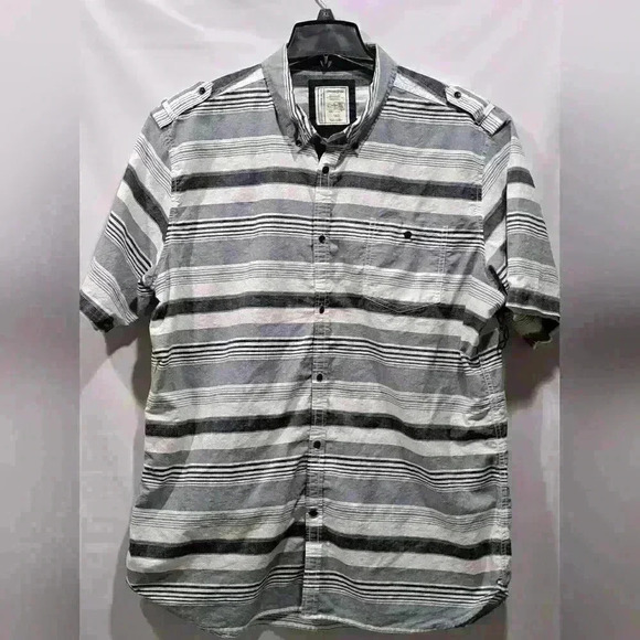 Alexander Julian* Men's Short Sleeve Button Down Curved Hem Pocket Shirt… - Picture 2 of 7